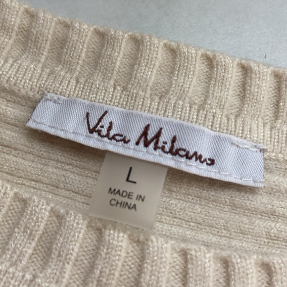 Vila Milano batwing style top. - Picture 3 of 4